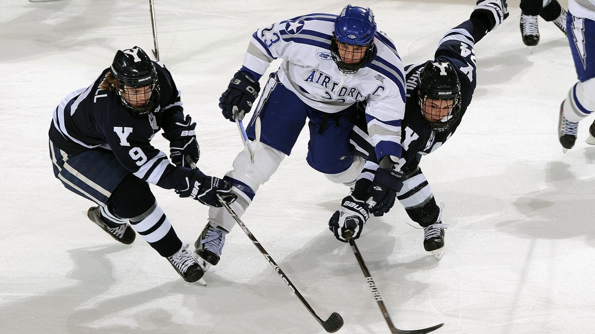 巴萨防守漏洞不断，3-3与布鲁日战平，晋级悬念重重，巴萨3比2